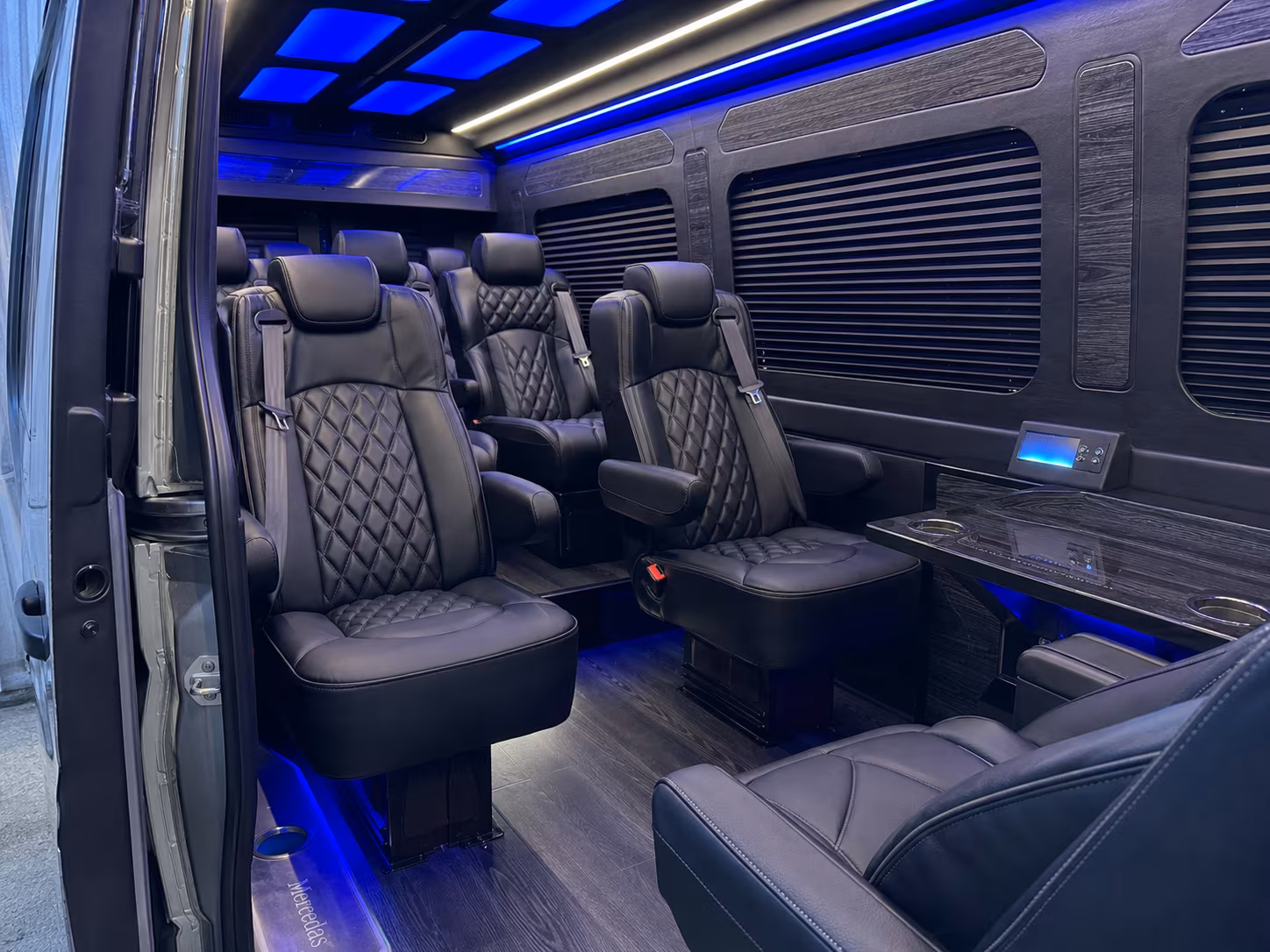 hillsboro 10 passenger sprinter van interior