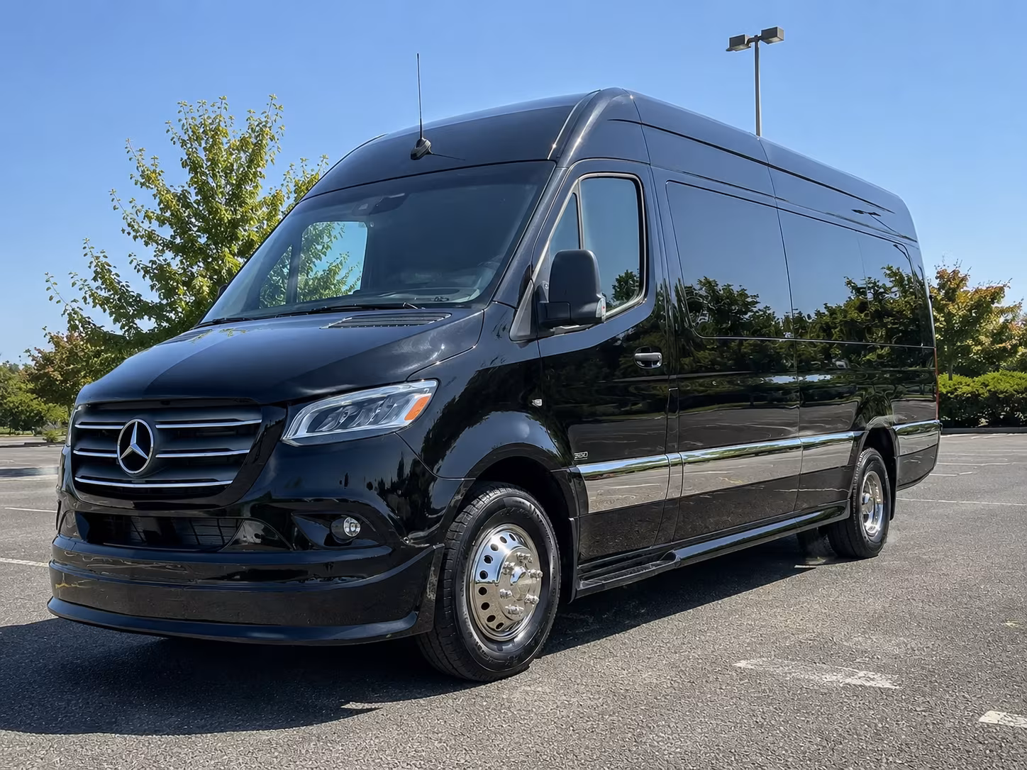 hillsboro 20 passenger sprinter van